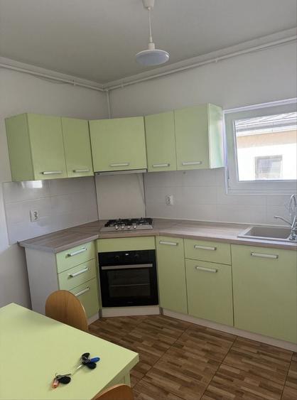 Apartament cu 2 camere decomandat în Borhanci