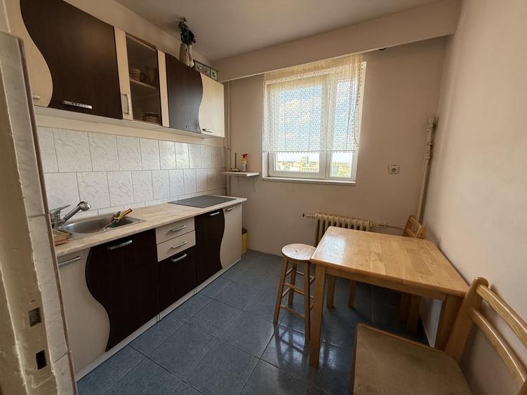 Apartament cu 2 camere decomandat, mobilat în Complex Studențesc