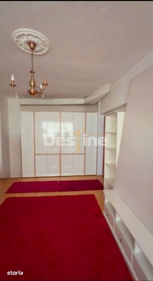 Apartament cu 3 camere semidecomandat, mobilat în Rahova