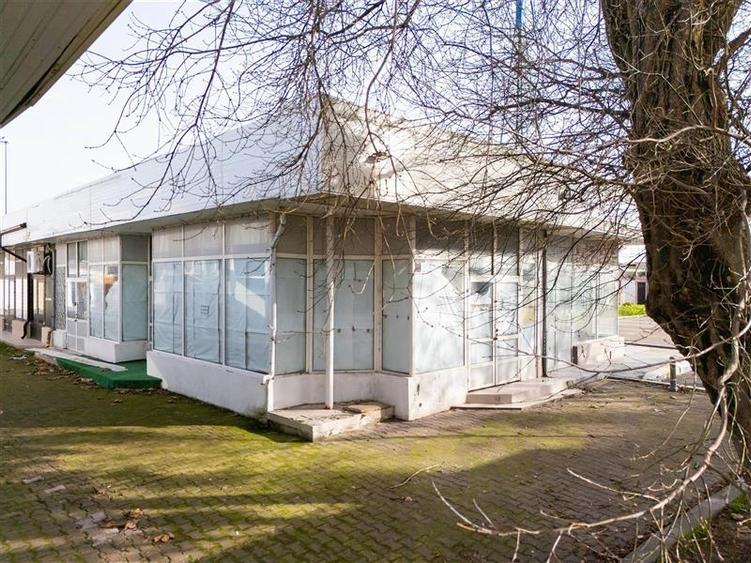 Spațiu comercial, de 70 mp, în Central