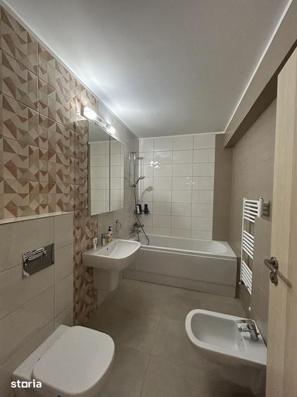 Apartament cu 3 camere decomandat în Negru Vodă