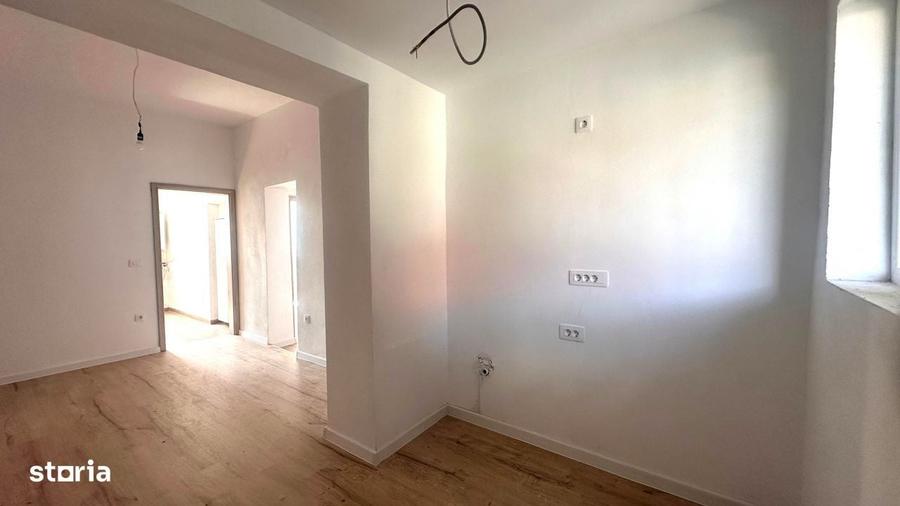Apartament cu 3 camere în Piața Cluj