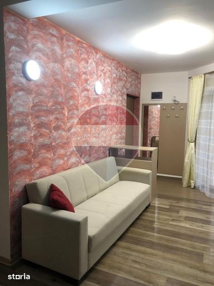 Apartament cu 3 camere semidecomandat în Becaș