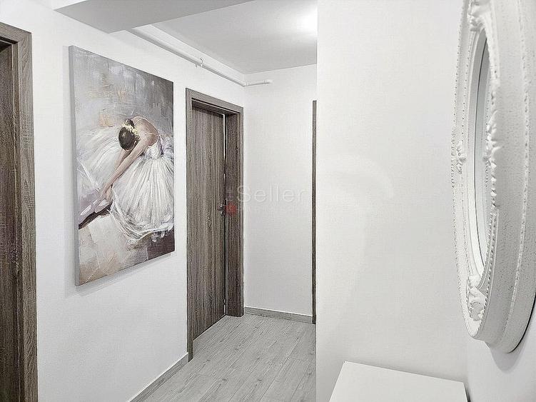 Apartament cu 2 camere decomandat, mobilat în Tractorul
