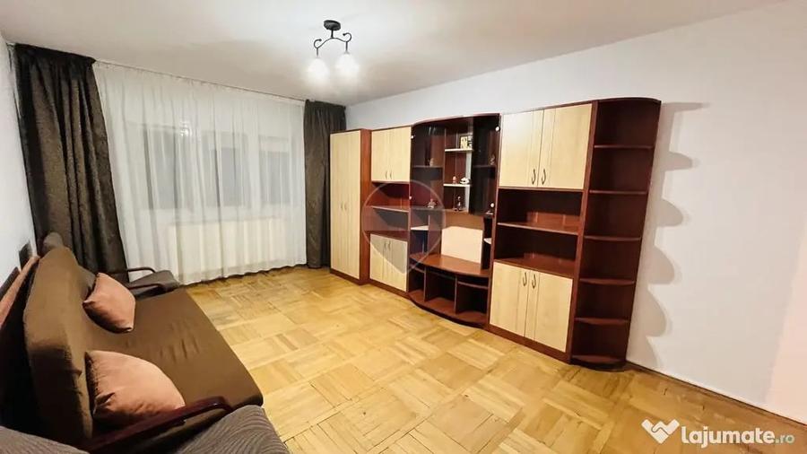 Apartament cu 2 camere decomandat în Rogerius