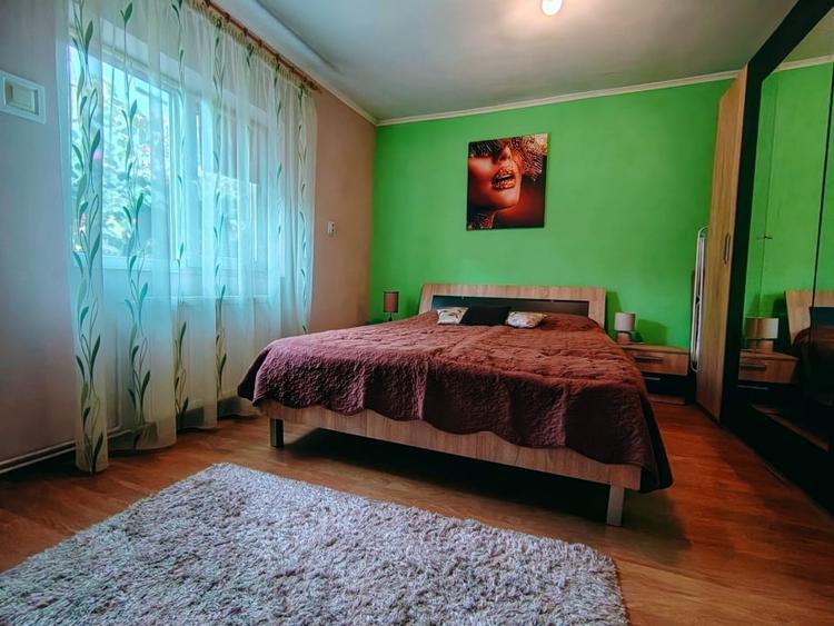 Casă individuală cu 5 camere cu Canalizare în Km 5