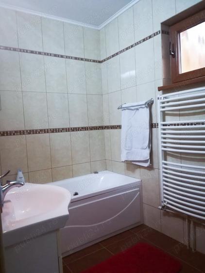 Casă cu 5 camere în Leș