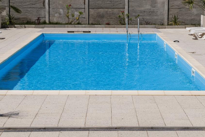 Apartament la PISCINĂ, curte proprie, finalizat, Parcare bonus - 9