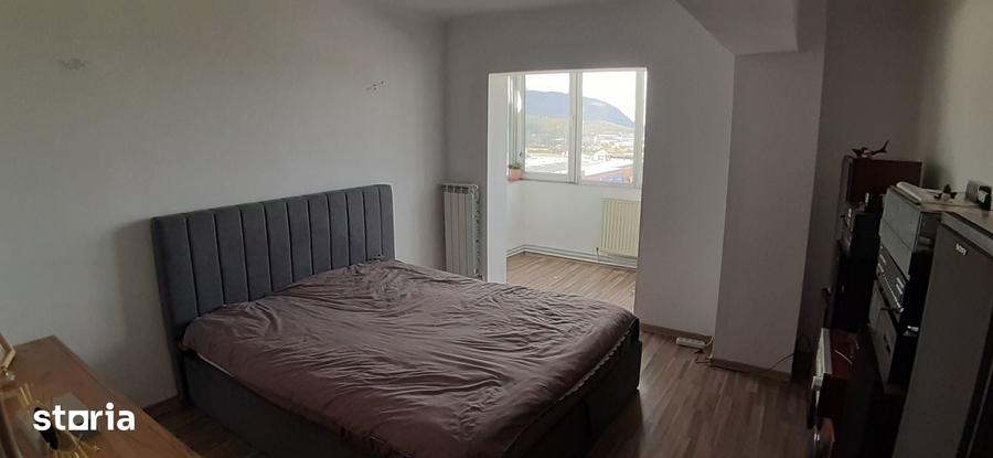 Apartament cu 3 camere în Dârste