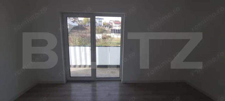 Casă cu 4 camere cu Teren 250 Mp în Hlincea