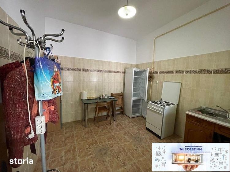 Casă cu 4 camere cu Teren 232 Mp în Central