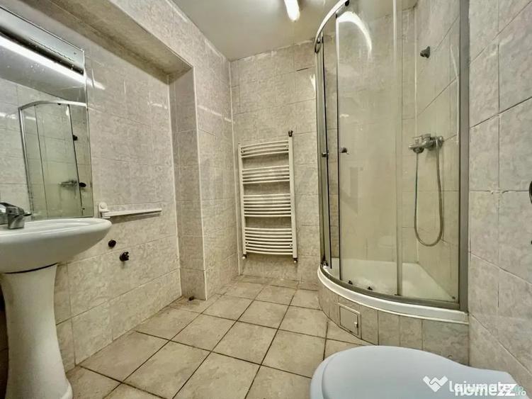 Casă cu 5 camere cu Canalizare în Universitate