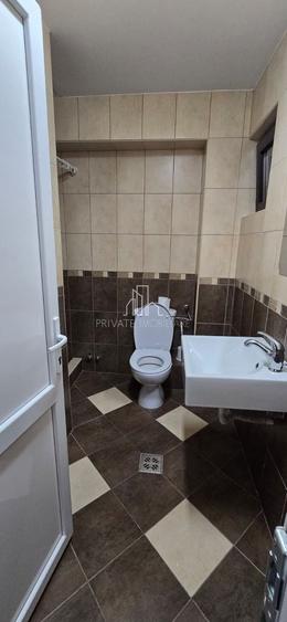 Casă individuală cu 4 camere cu Canalizare în Platou