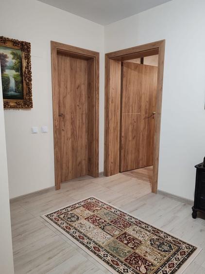 Casă cu 4 camere în Cazasu