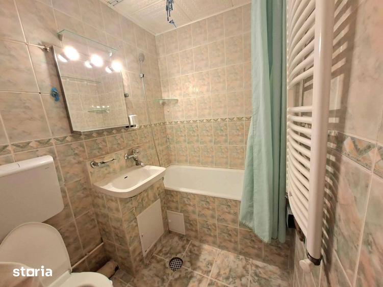 Apartament cu 2 camere semidecomandat în Calea București