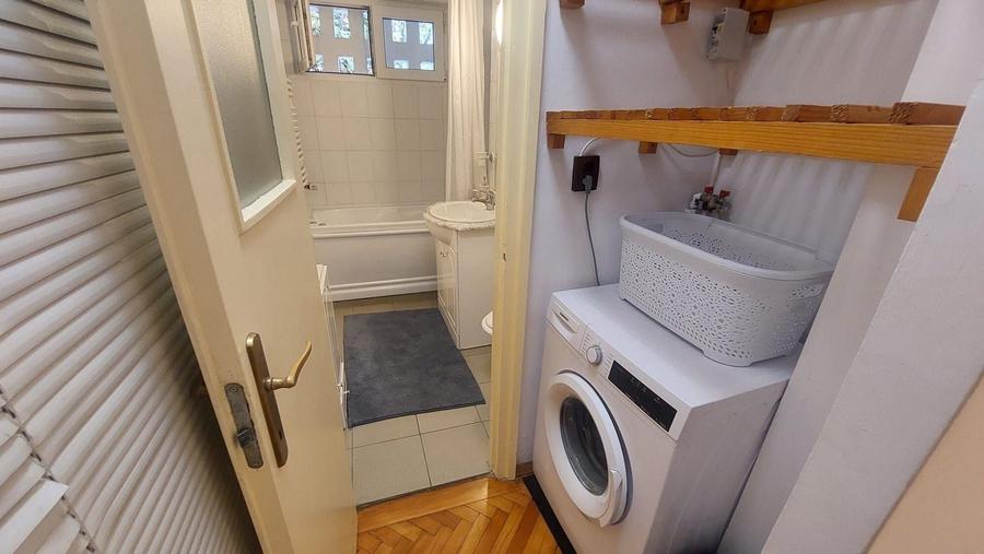 Apartament cu 3 camere semidecomandat, mobilat în Gheorgheni