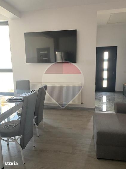 Casa de inchiriat Comuna Berceni, Str. Miori?a | 4 camere | 800 - 5