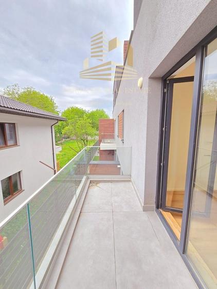 Casă individuală cu 5 camere cu Canalizare în Exterior Vest