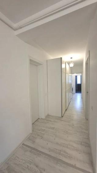 Apartament cu 3 camere decomandat în Ștefănești