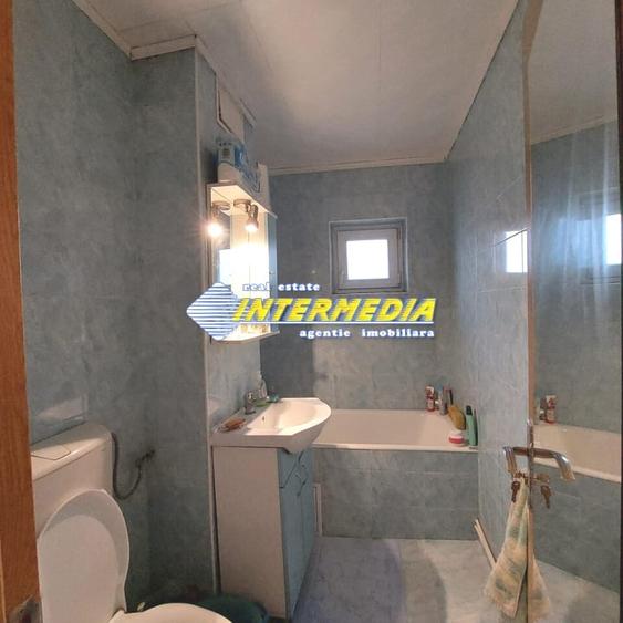 Garsonieră decomandată în Cetate