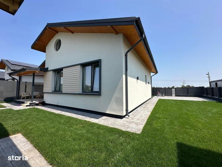 Casă cu 4 camere cu Teren 440 Mp în Frumușani