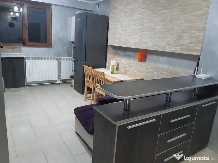 De inchiriat apartament cu o camera Micro 21 Galati, part... - 9