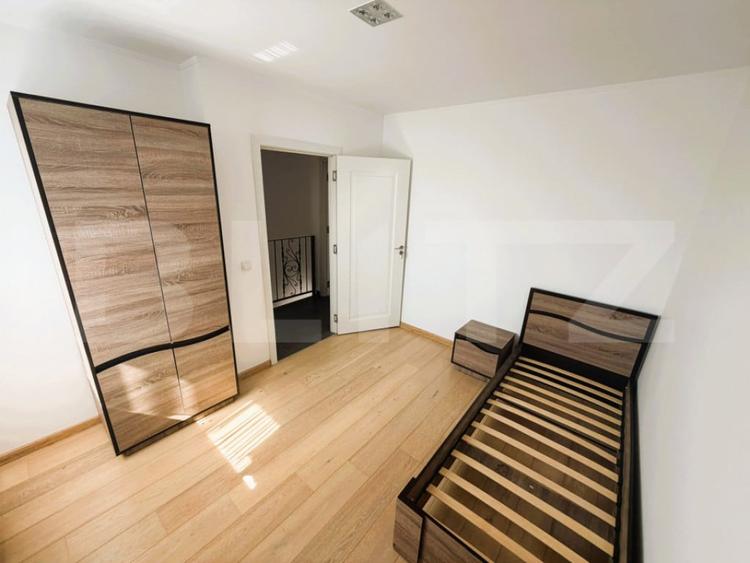 Casă cu 3 camere cu Teren 200 Mp în Central