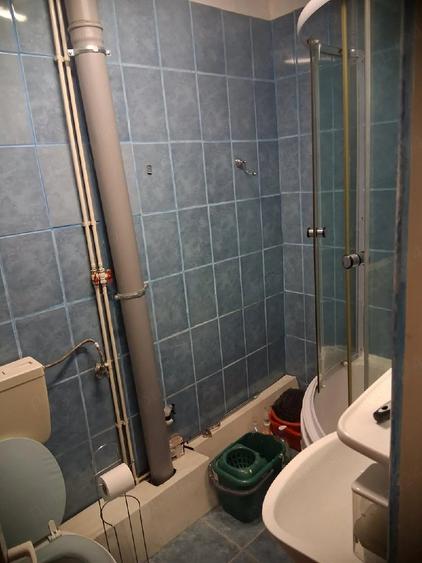 Casă cu 6 camere cu Teren 370 Mp în Florești