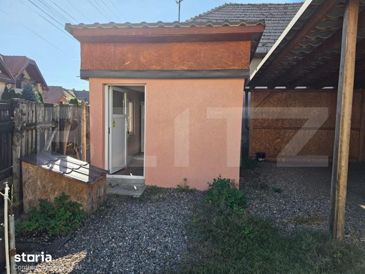 Casă cu 2 camere cu Teren 483 Mp în Criș