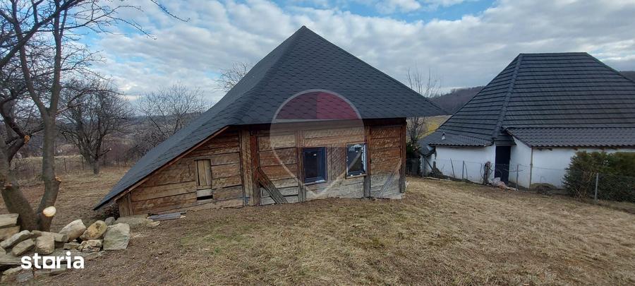 Teren de 429 mp, în Poieni-Solca