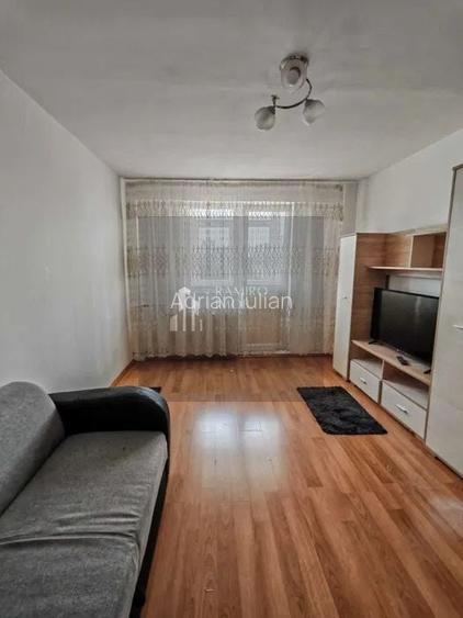 Apartament 2 camere, decomandat, Nitu Vasile / Piata Sudului