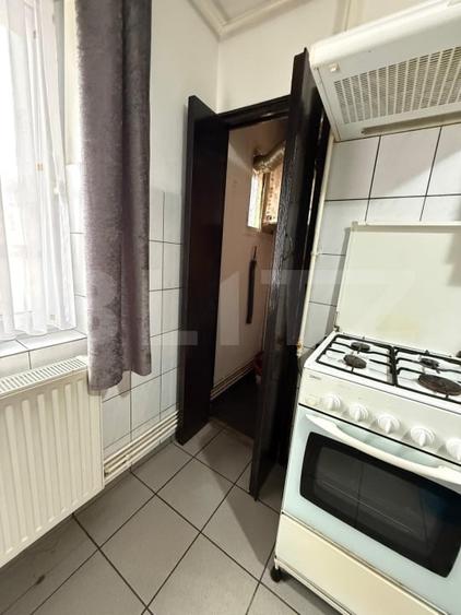 Apartament cu 3 camere decomandat, mobilat în Tractorul