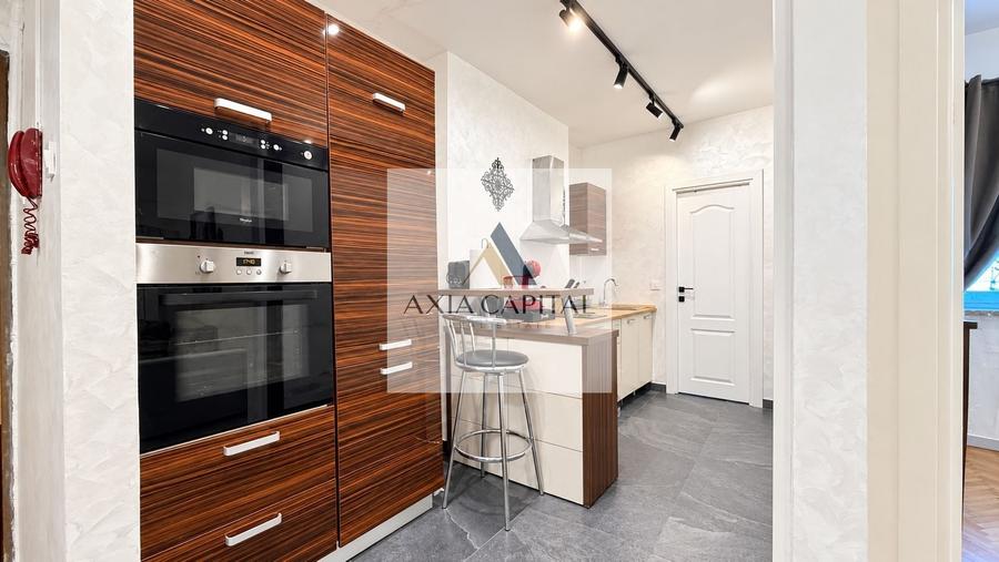 Apartament cu 4 camere decomandat, mobilat în Ultracentral