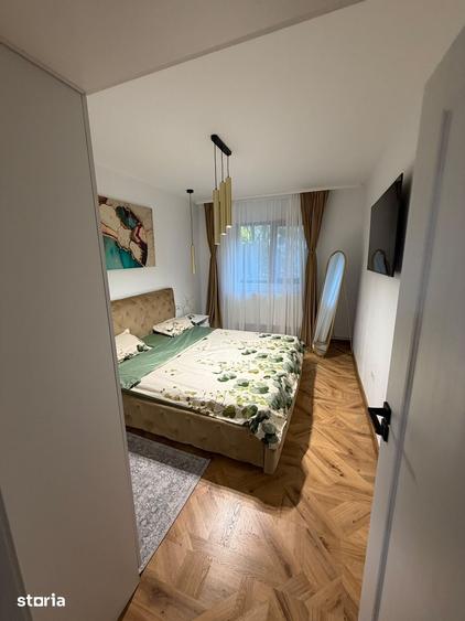 Apartament cu 4 camere în Tineretului