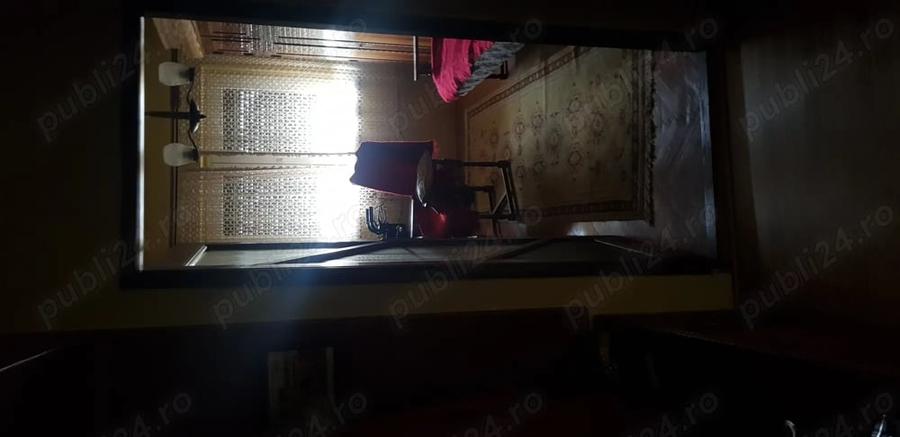 Apartament cu 3 camere decomandat în UTA