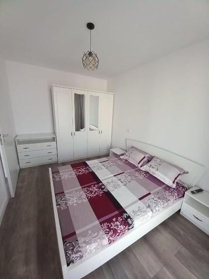 Apartament cu 2 camere nedecomandat, mobilat în Tomis Nord