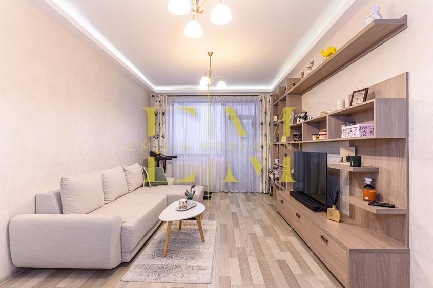 Apartament cu 3 camere semidecomandat, mobilat în Tractorul