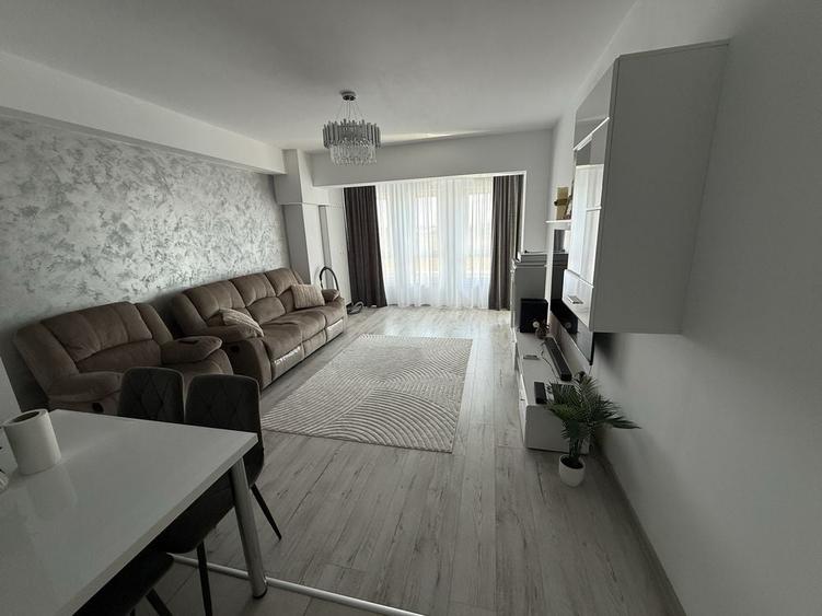 Apartament cu 2 camere decomandat în Dobroești