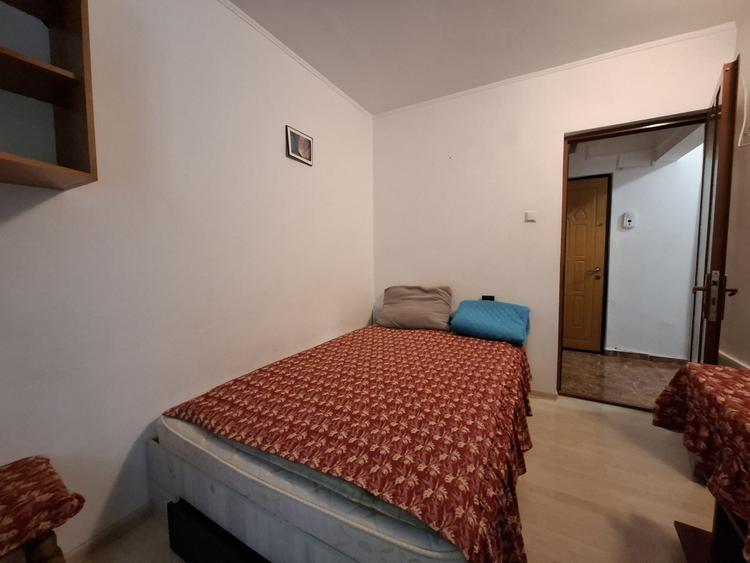 Apartament cu 3 camere semidecomandat, mobilat în Tomis Nord