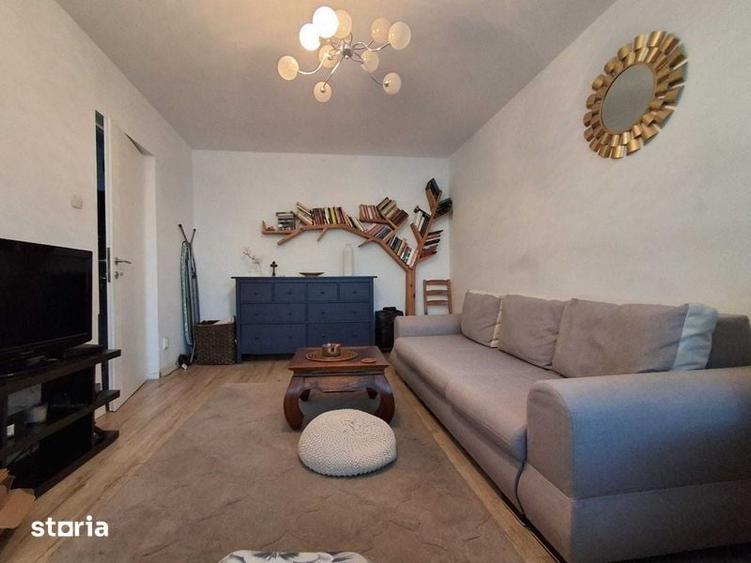 Apartament cu 2 camere decomandat în Pajura — fotografia 1