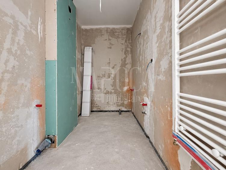 Apartament cu 3 camere semidecomandat în Florești