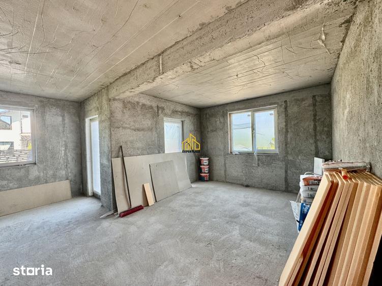 Casă cu 5 camere cu Teren 486 Mp în Ciorogârla