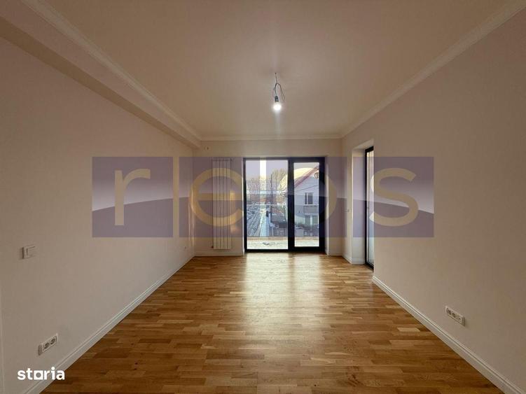 Apartament cu 3 camere în Tei