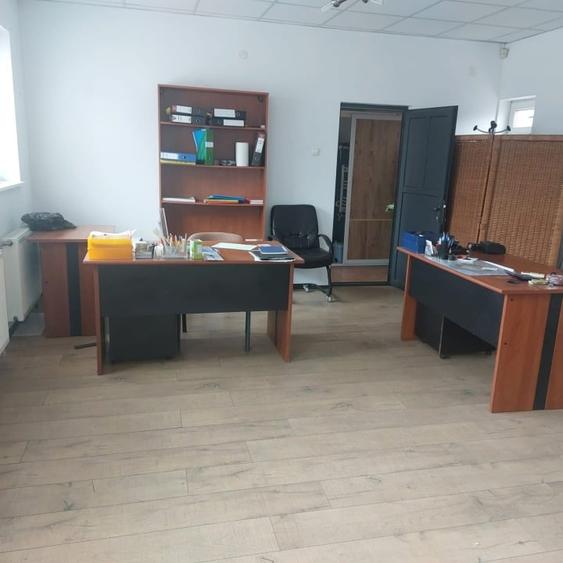 Spațiu industrial, de 427 mp, în Micro 14