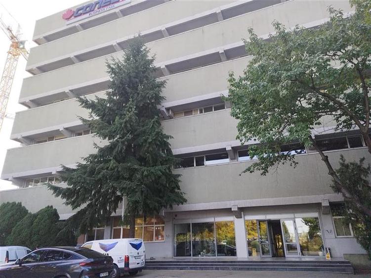 Birou, de 190 mp, în Central