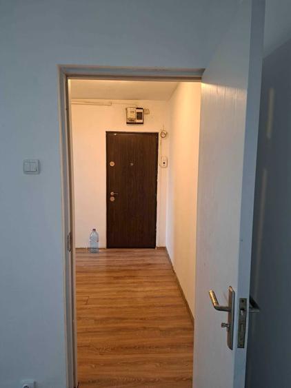 Inchiriez ap. 2 camere - 1