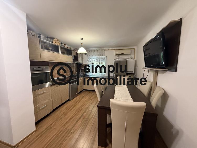 Apartament cu 4 camere decomandat, mobilat în 1 Mai