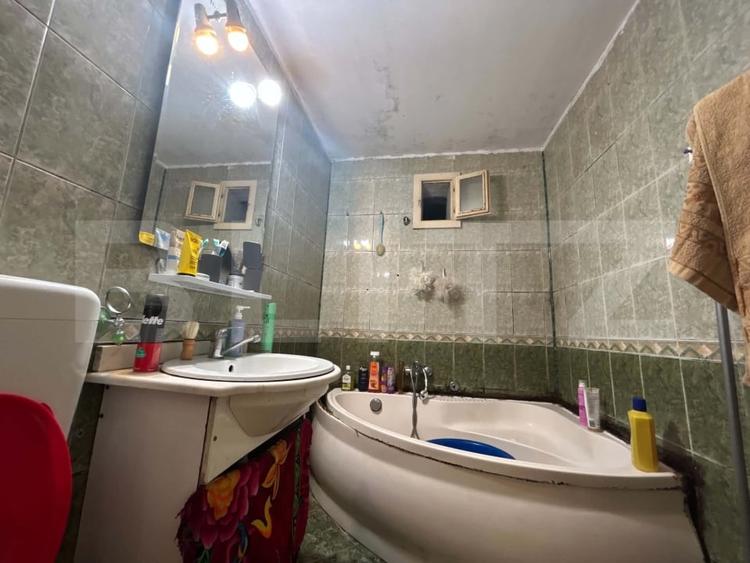 Apartament cu 4 camere decomandat, mobilat în Gherla