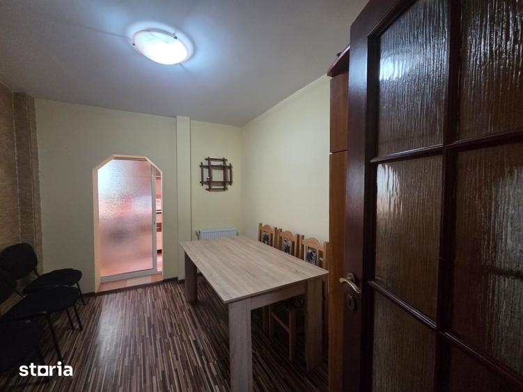 Apartament cu 3 camere decomandat în Mircea cel Bătrân