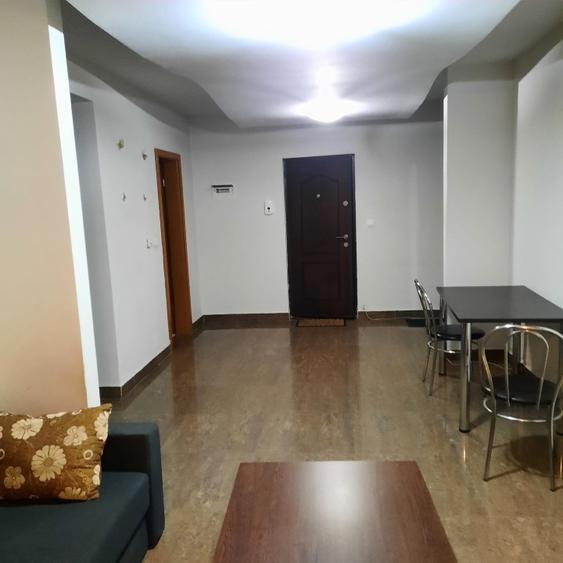 Apartament cu 2 camere decomandat în Circumvalațiunii